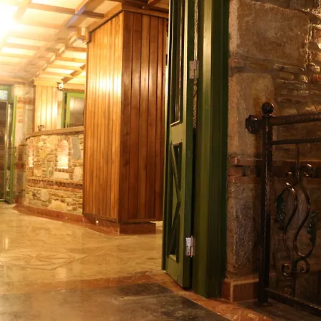 Celsus Boutique Hotel-3